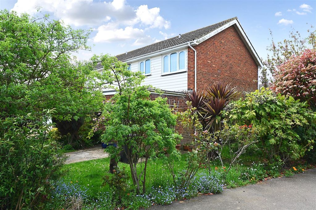 Property photo 1 of 23