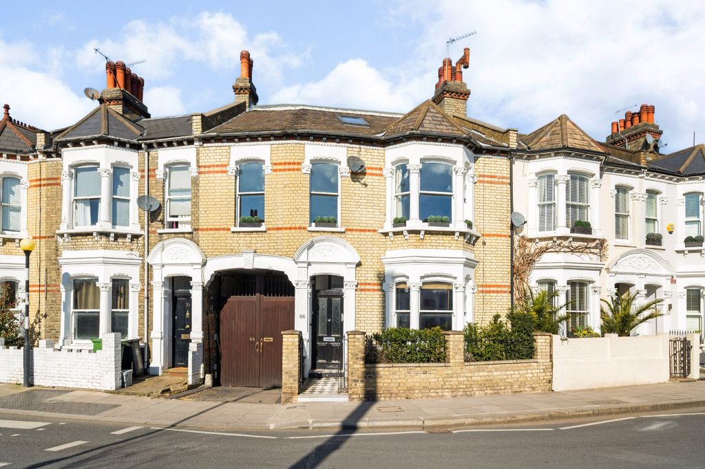 Property photo 1 of 12 Picture No. 02