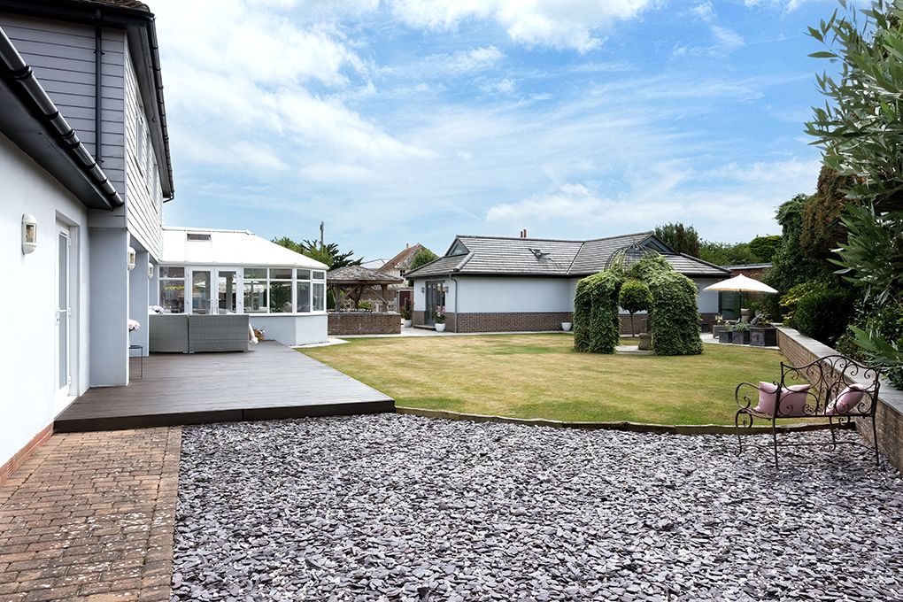 Property photo 3 of 28