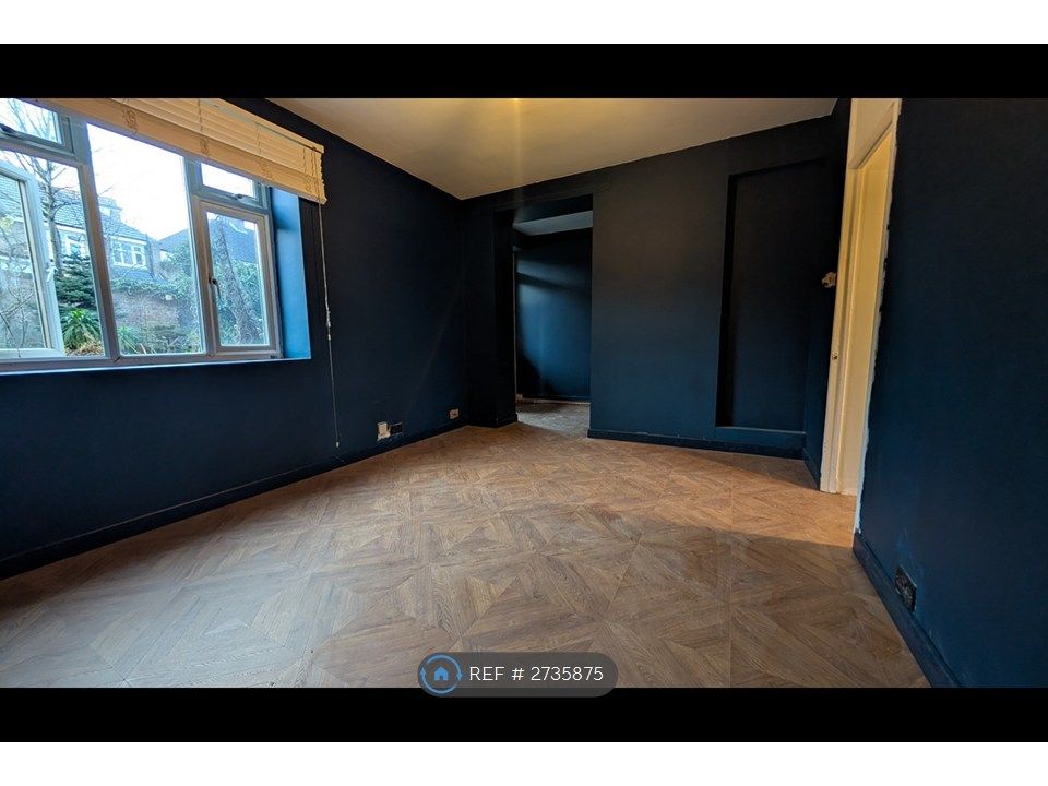 Property photo 2 of 14 Living Room