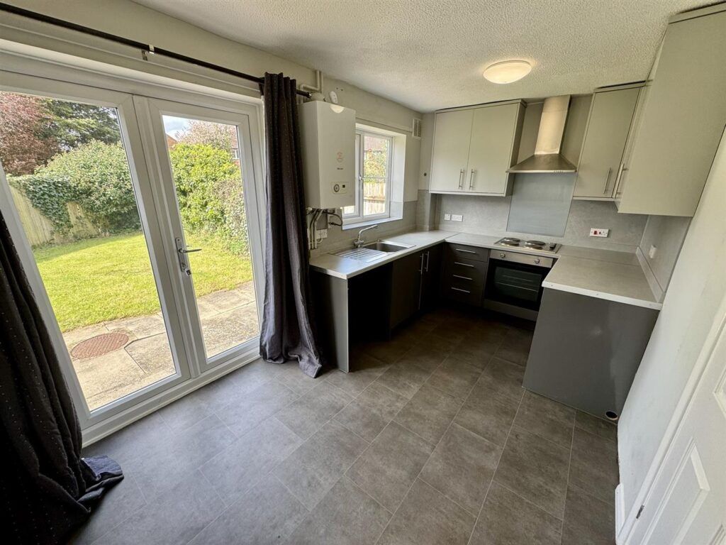 Property photo 3 of 8