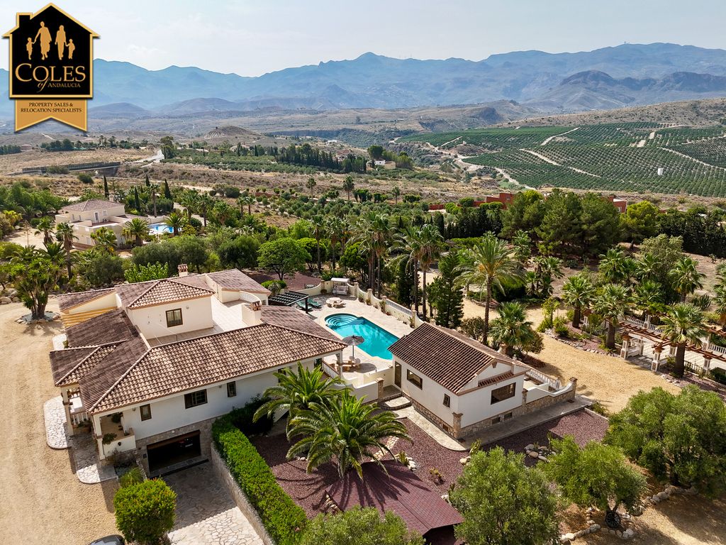 Property photo 1 of 78