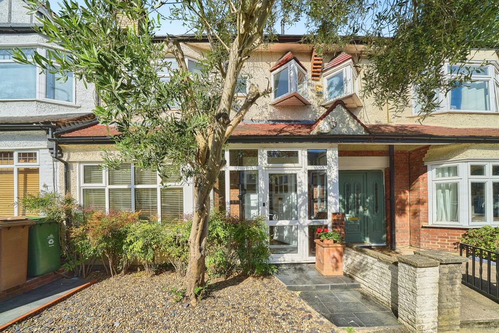 Property photo 1 of 26 Front View