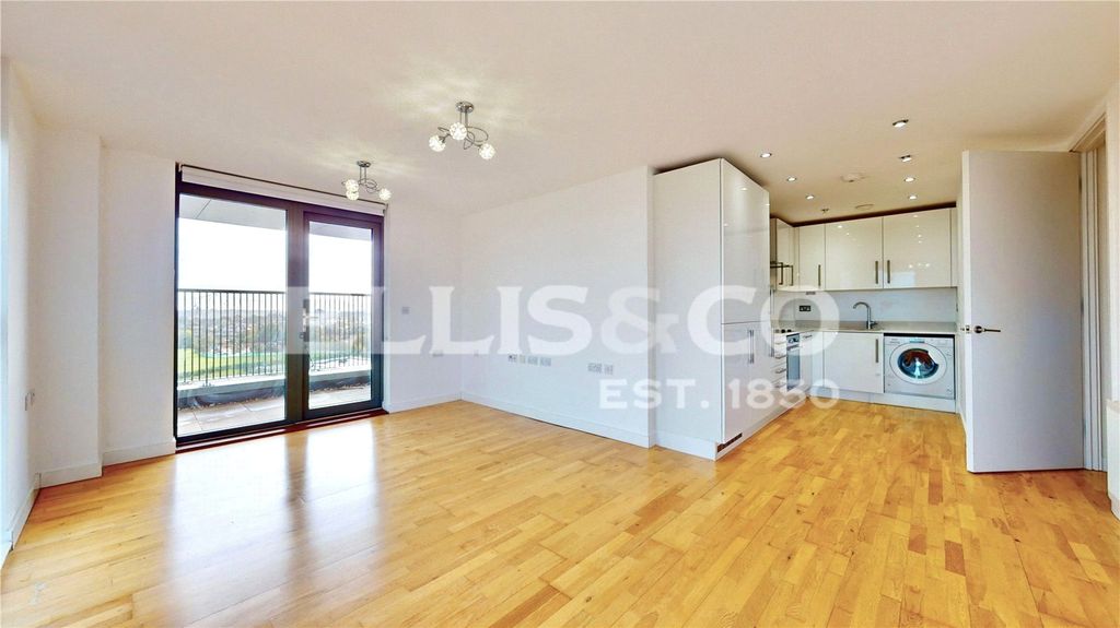 Property photo 2 of 8 Picture No. 25