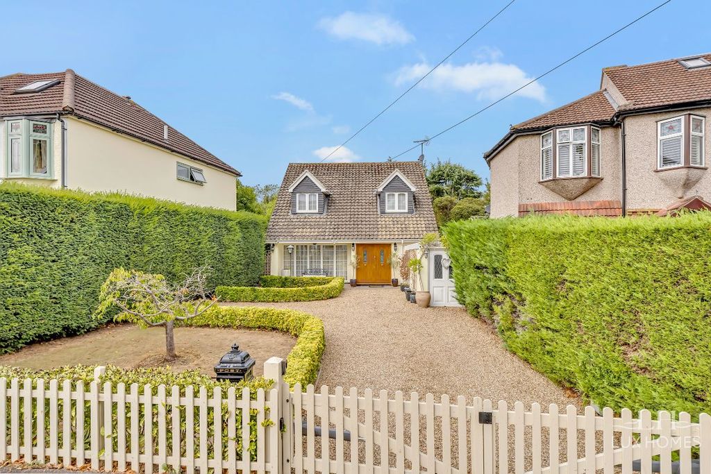 Property photo 1 of 31