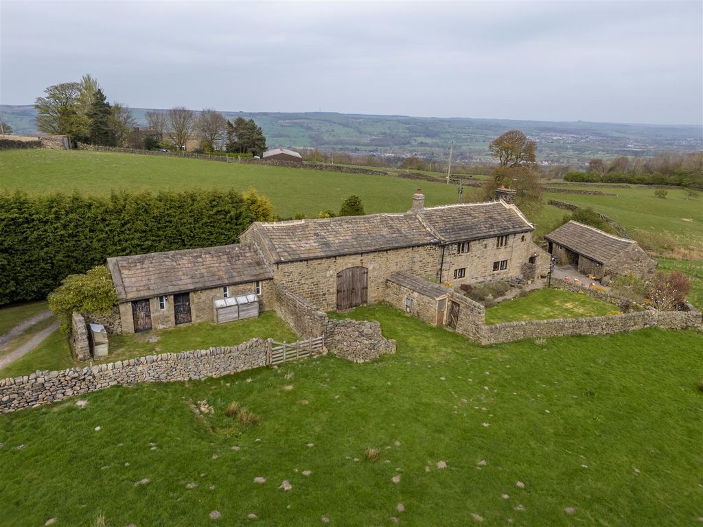 Property photo 1 of 37 Cma-Carrbottomfarm-002.Jpg