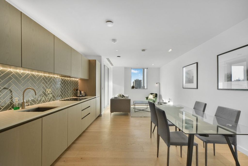 Property photo 2 of 16 Dsc_8602_High