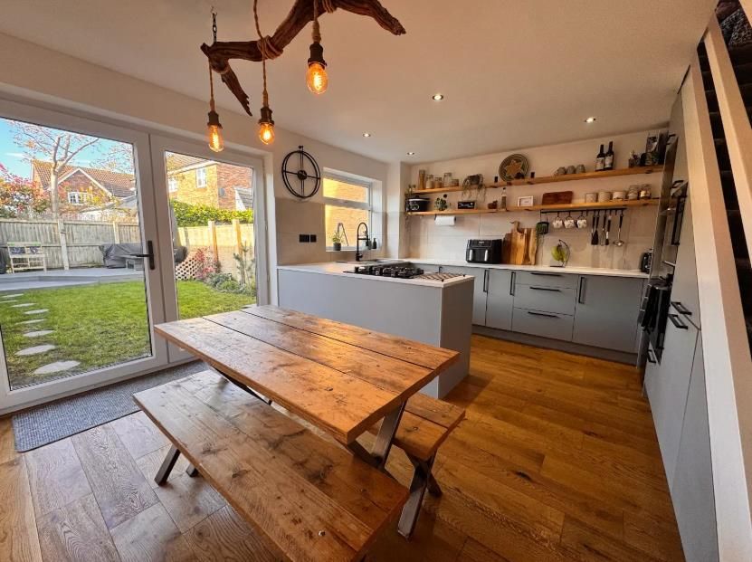 Property photo 2 of 12 Kitchen.Png