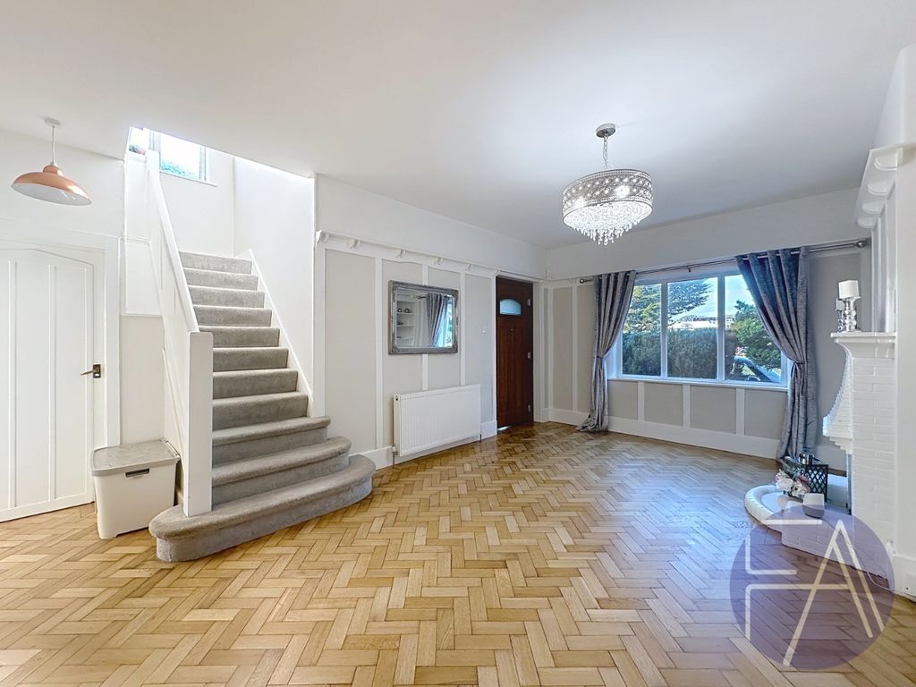 Property photo 3 of 44 4694105