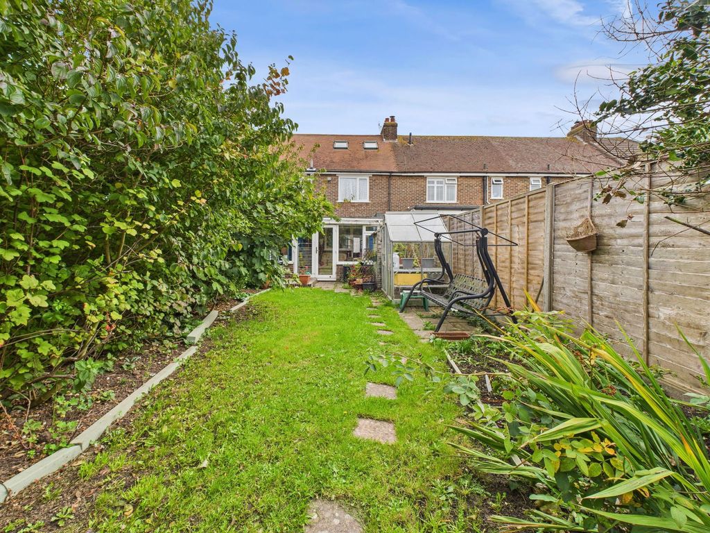 Property photo 3 of 18