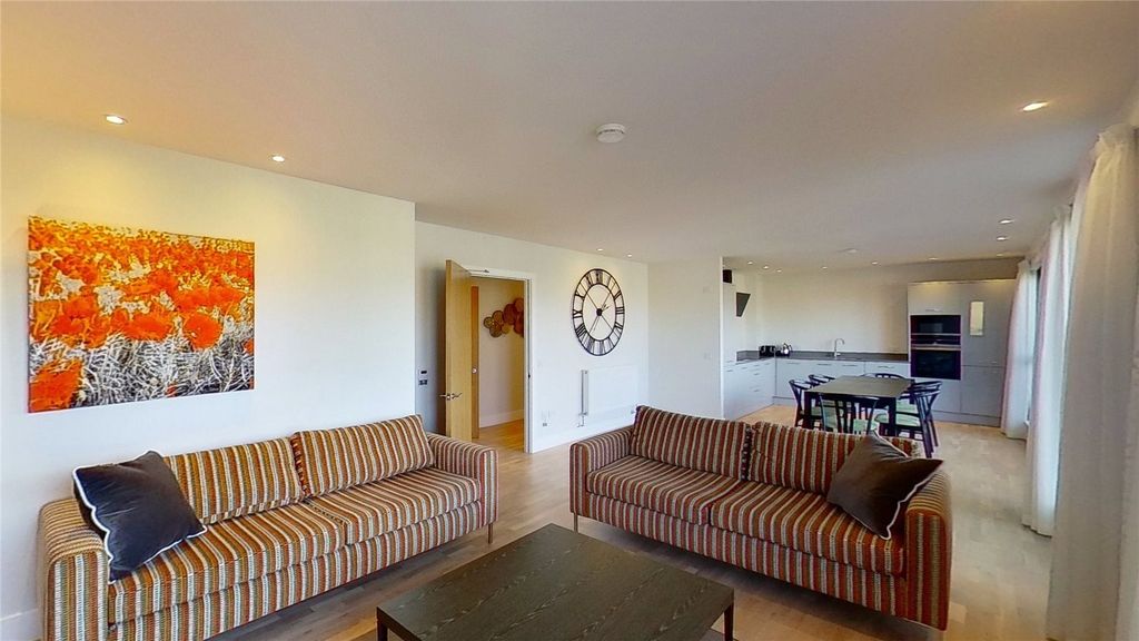 Property photo 2 of 13 Photo 2