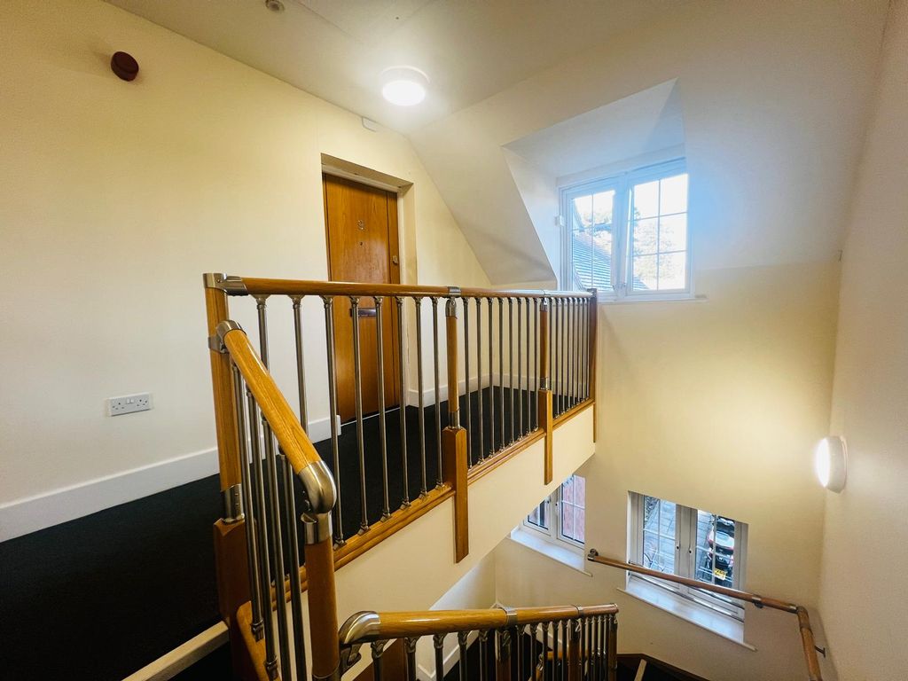 Property photo 2 of 18 Communal 2.Jpeg