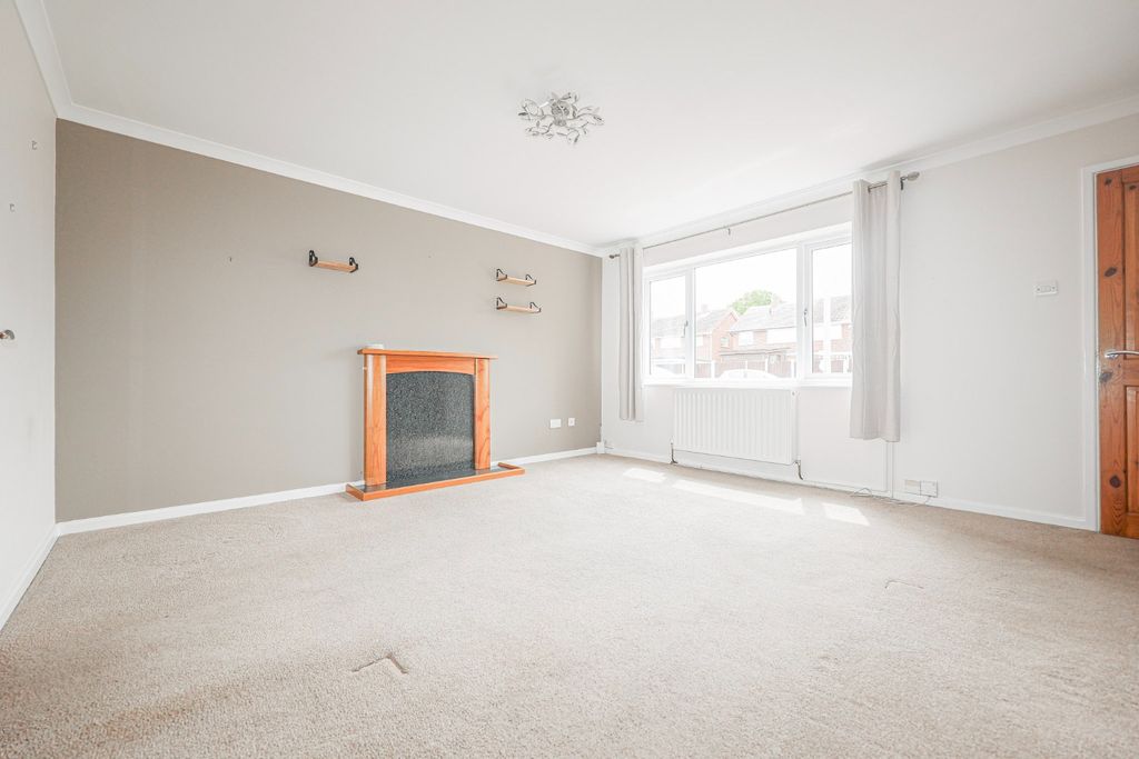 Property photo 3 of 13 5231432