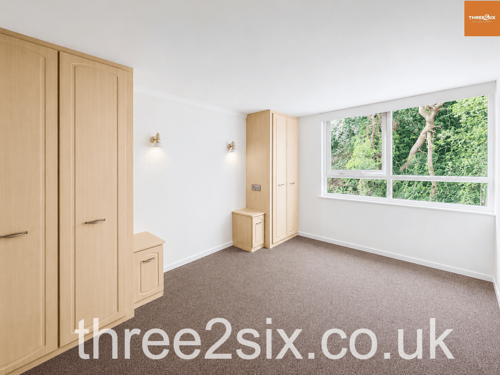 Property photo 3 of 5 Gallery