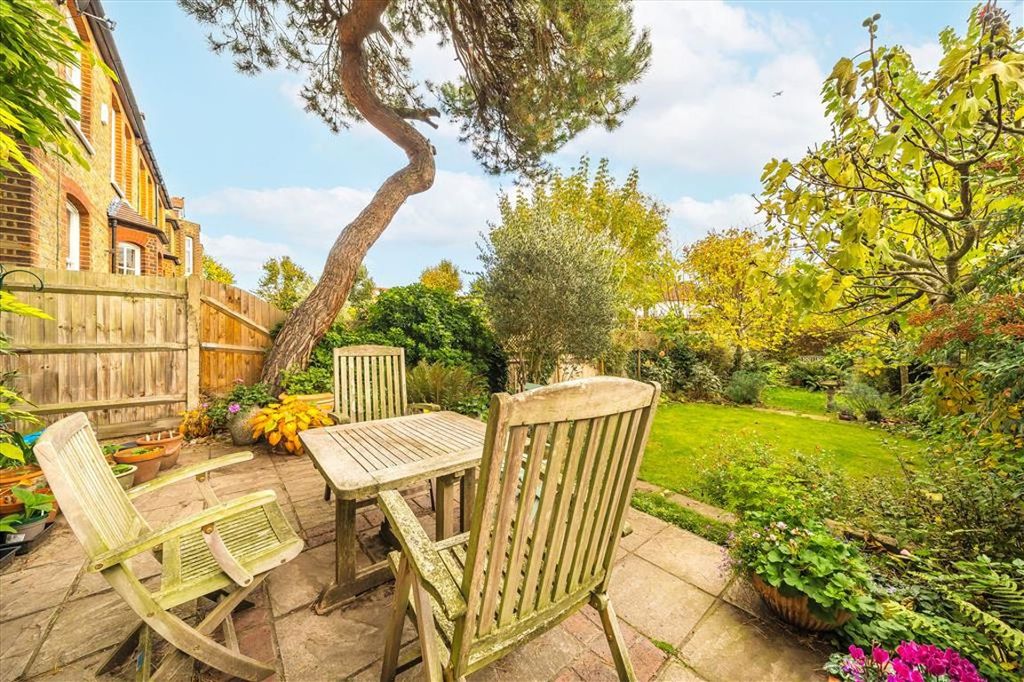 Property photo 2 of 14