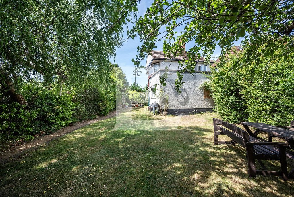Property photo 3 of 21 Picture No. 21