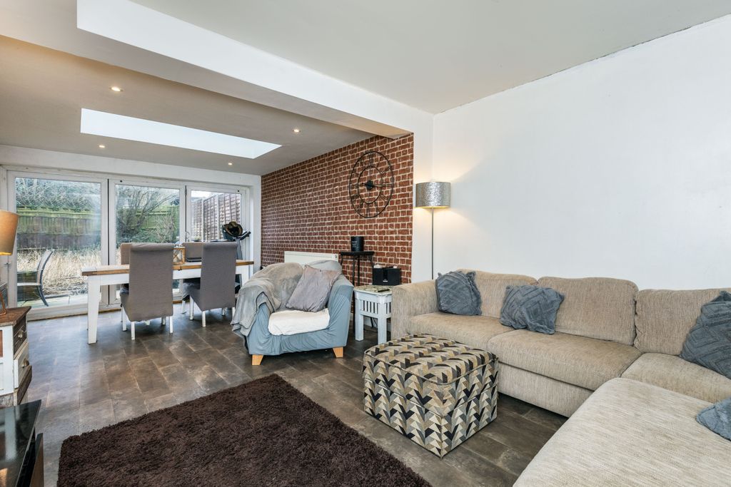 Property photo 2 of 13 Gallery