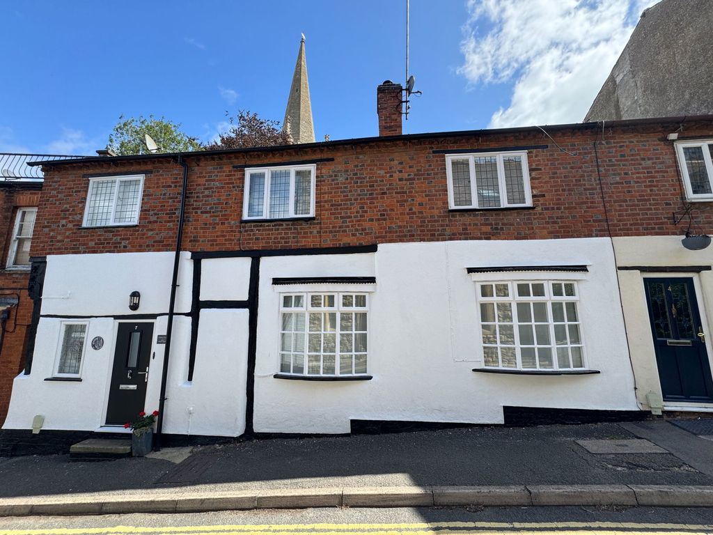 Property photo 1 of 16