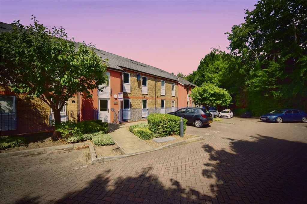 Property photo 1 of 17 Picture No. 21