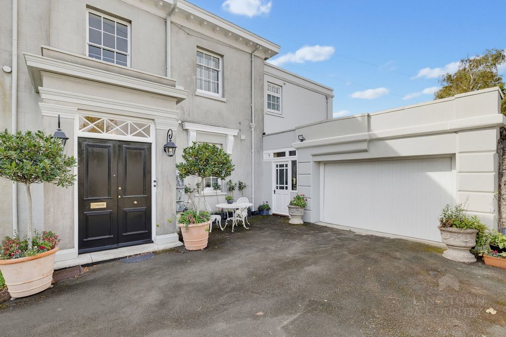 Property photo 2 of 65