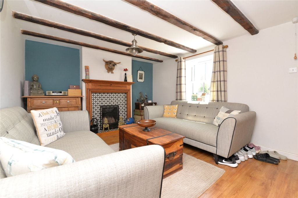 Property photo 2 of 24 Picture No. 02