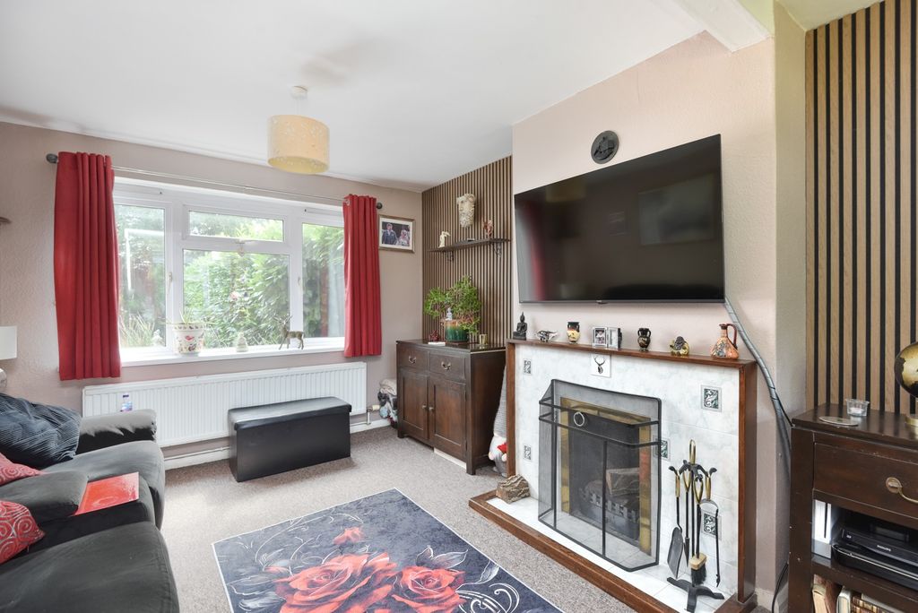 Property photo 3 of 18 1761036