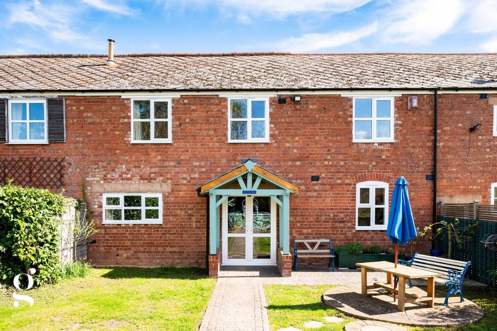 Property photo 1 of 25