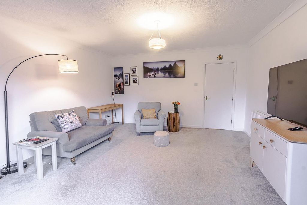 Additional image 16 of 2 bed flat for saleButtrills Road, Barry CF62