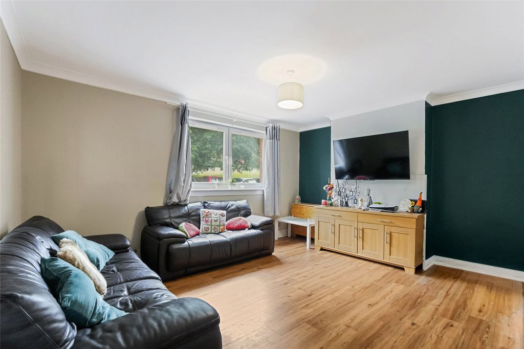 Property photo 2 of 21 Picture No. 01