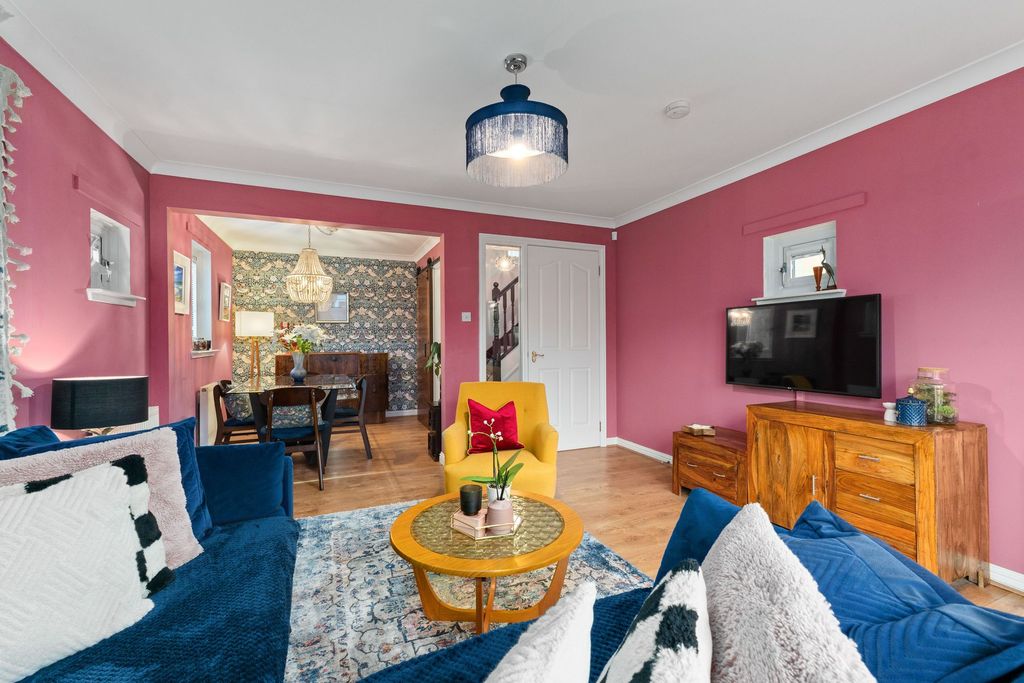 Property photo 3 of 29