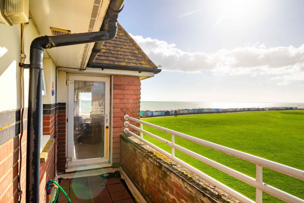 Property photo 3 of 25 Marlin-3.Jpg