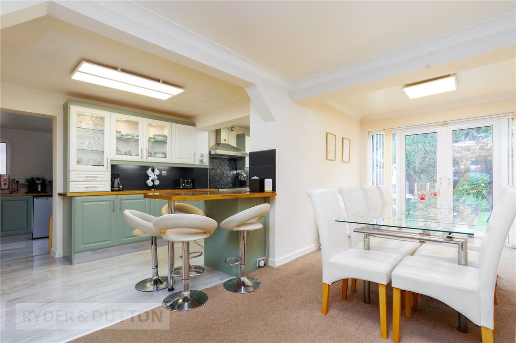 Property photo 2 of 24 Picture No. 05