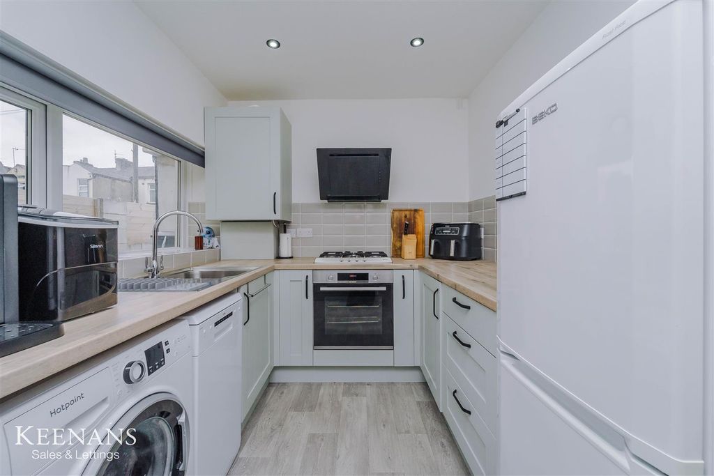 Property photo 1 of 31 3.Jpg