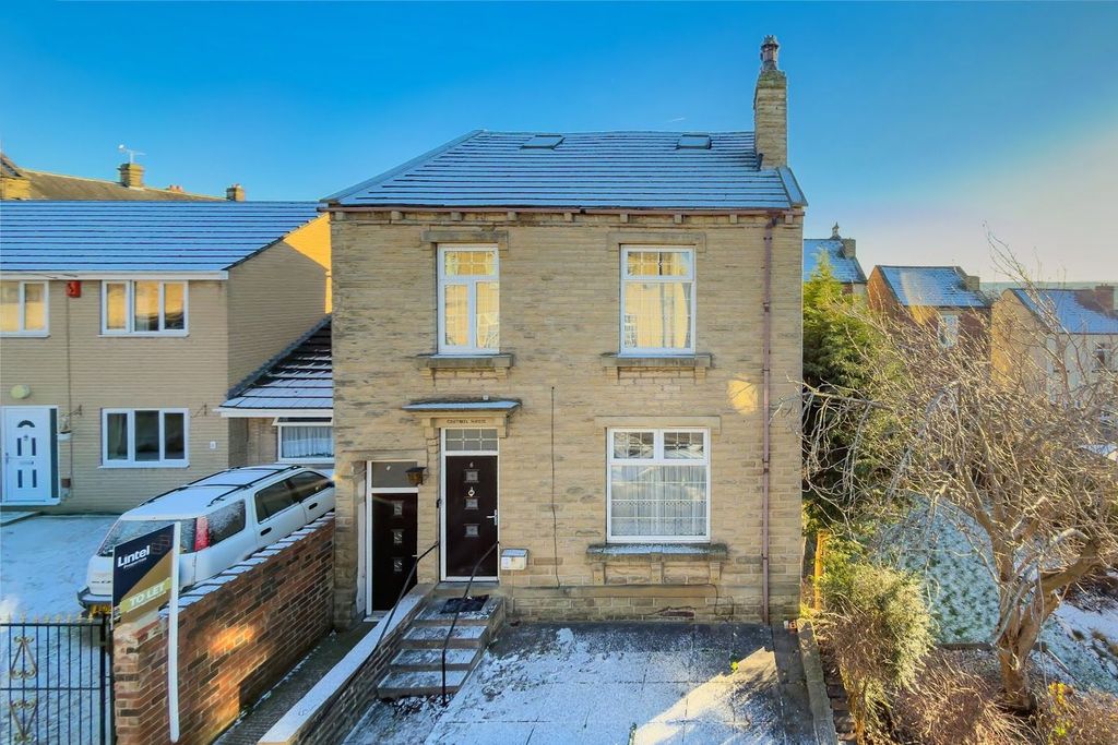 Property photo 1 of 28