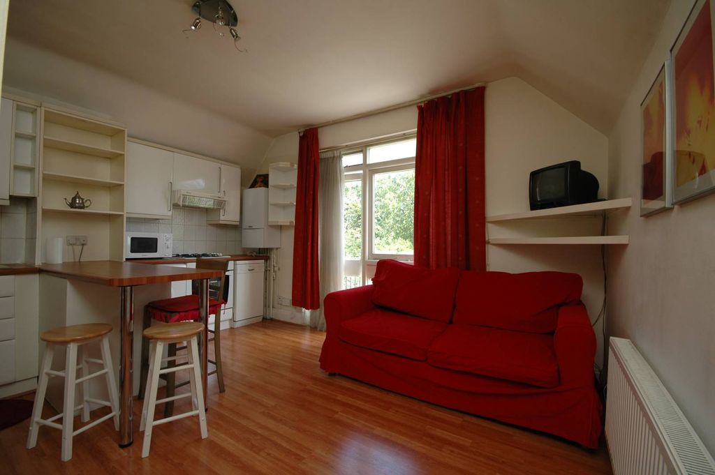 Property photo 3 of 3