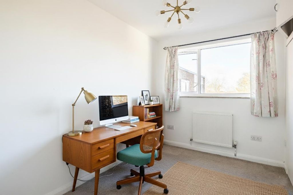 Additional image 10 of 3 bed flat for saleKipling Court, Haywards Heath RH16
