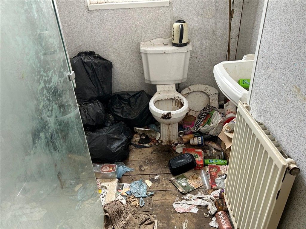 Property photo 2 of 11