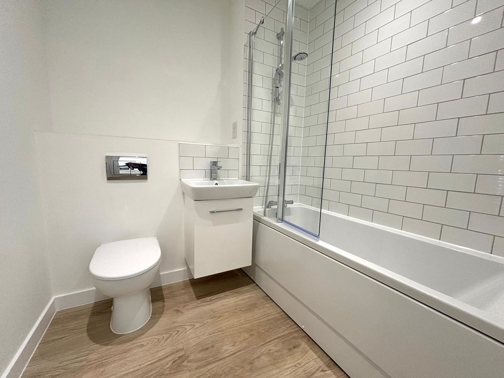 Property photo 3 of 4