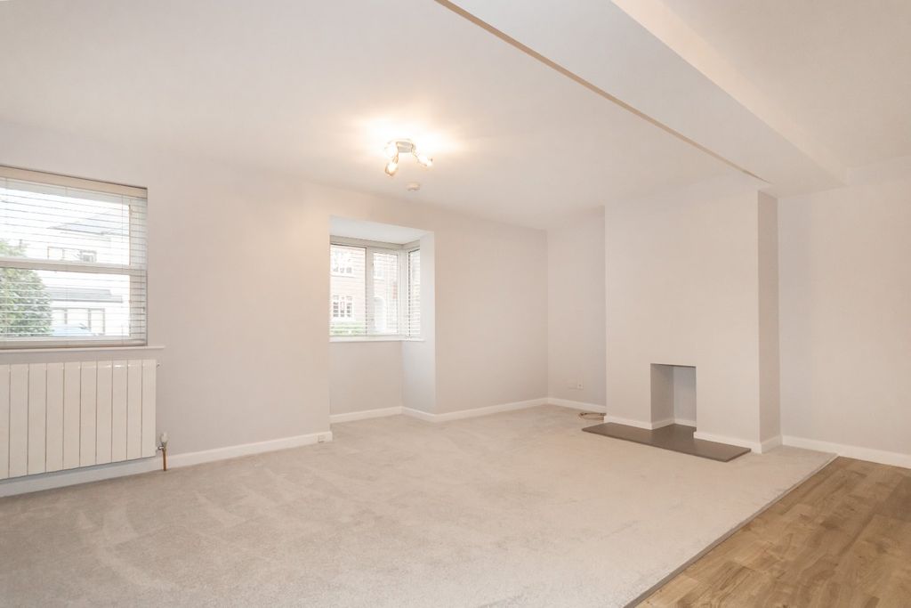 Property photo 3 of 11 Picture No. 19