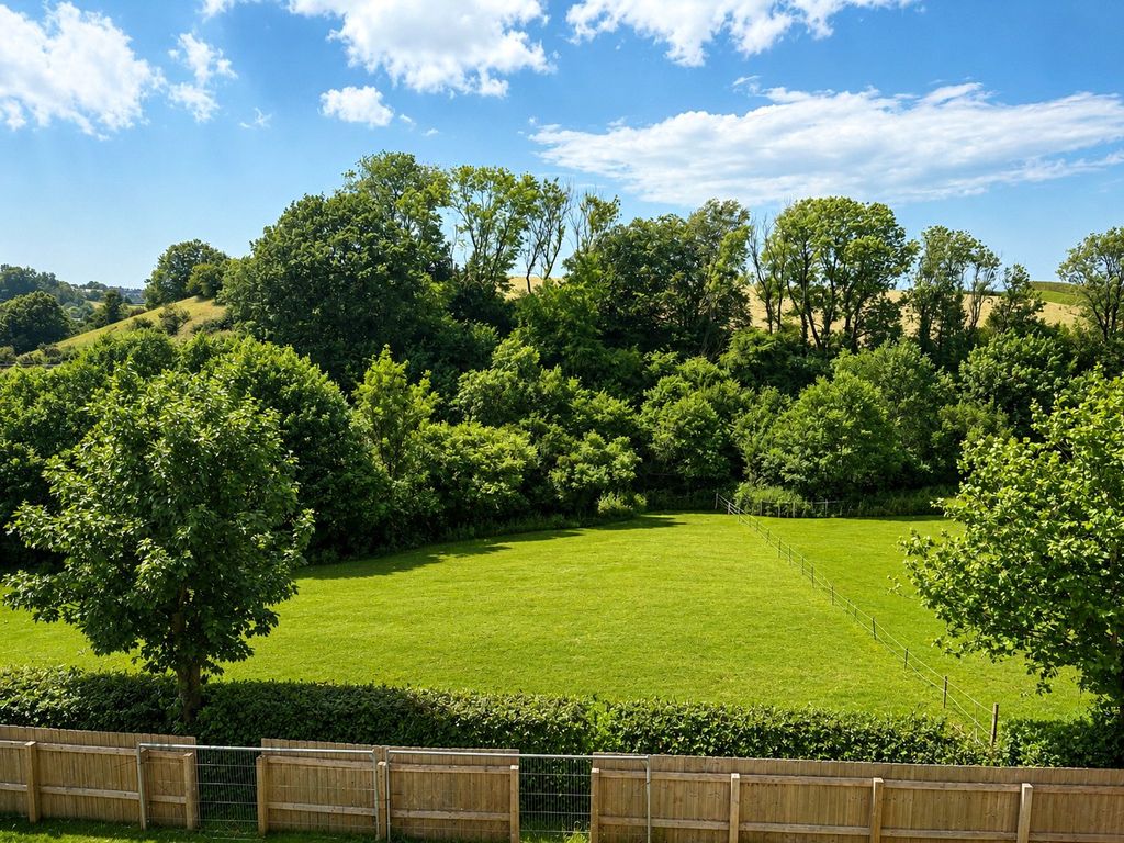 Property photo 2 of 11 Picture No. 11