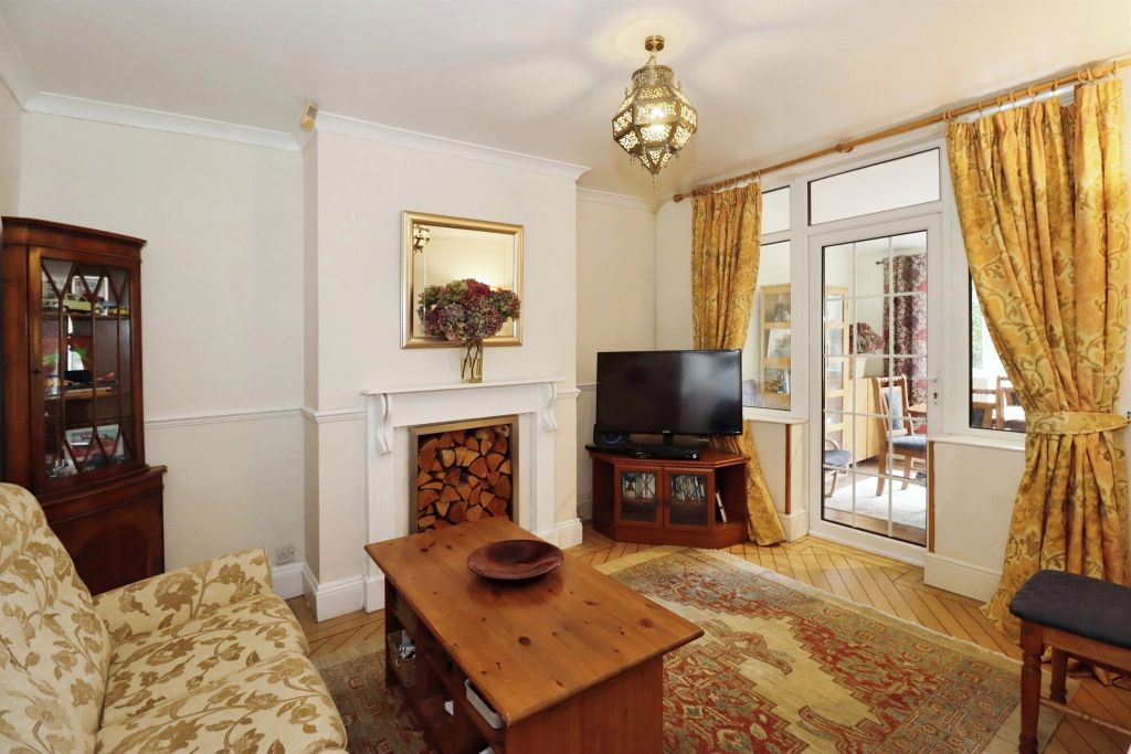 Property photo 3 of 18