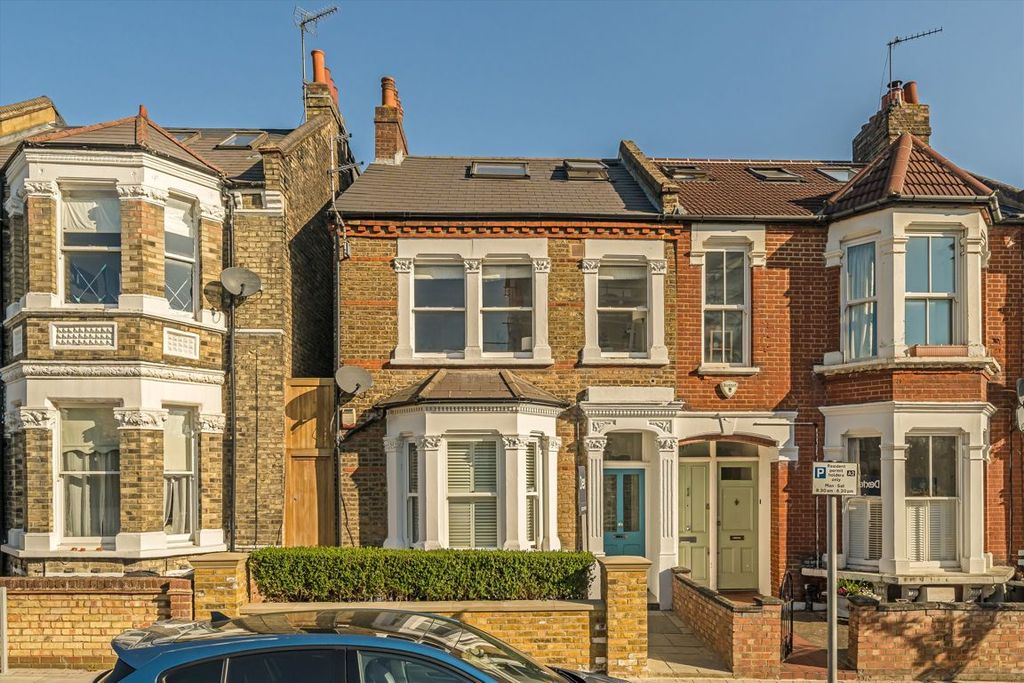 Property photo 1 of 6