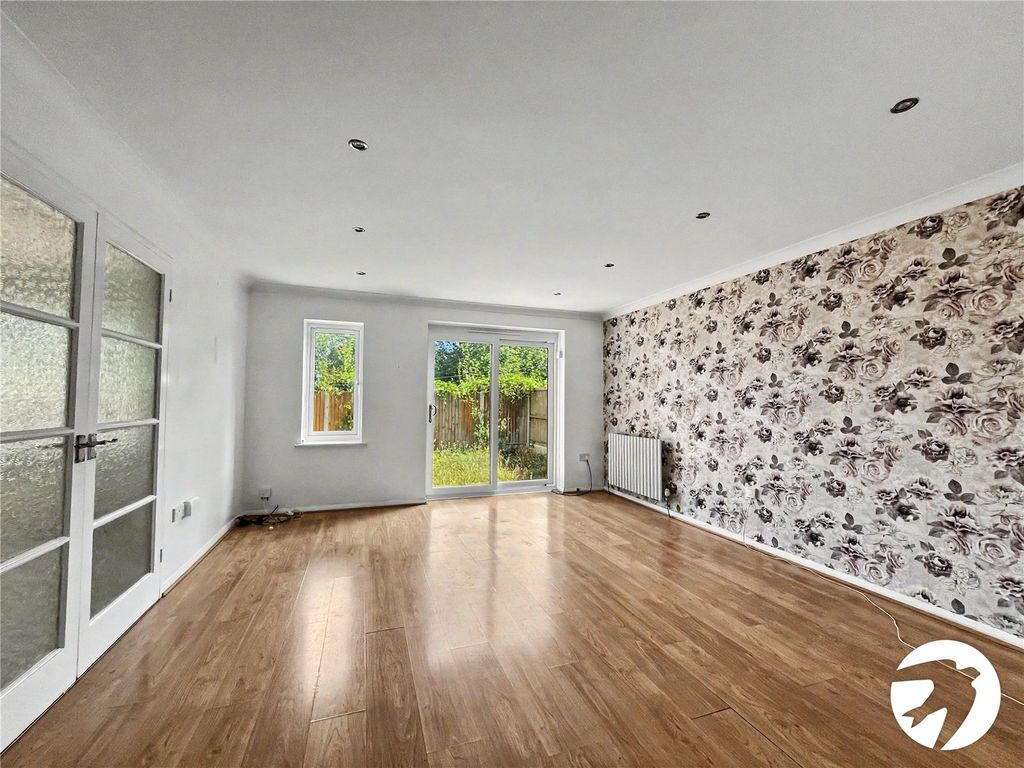 Property photo 2 of 19 Picture No. 08