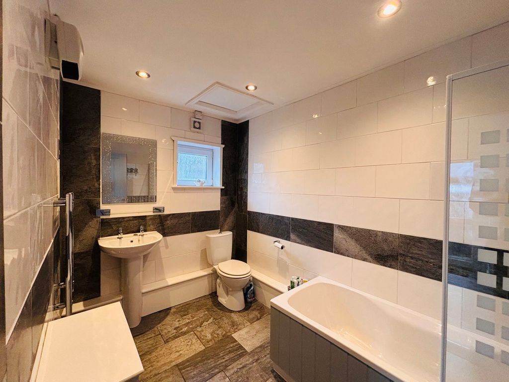 Additional image 13 of 2 bed cottage for salePentraeth LL75