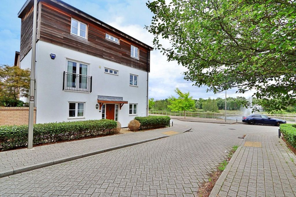 Property photo 1 of 20 Picture No. 03