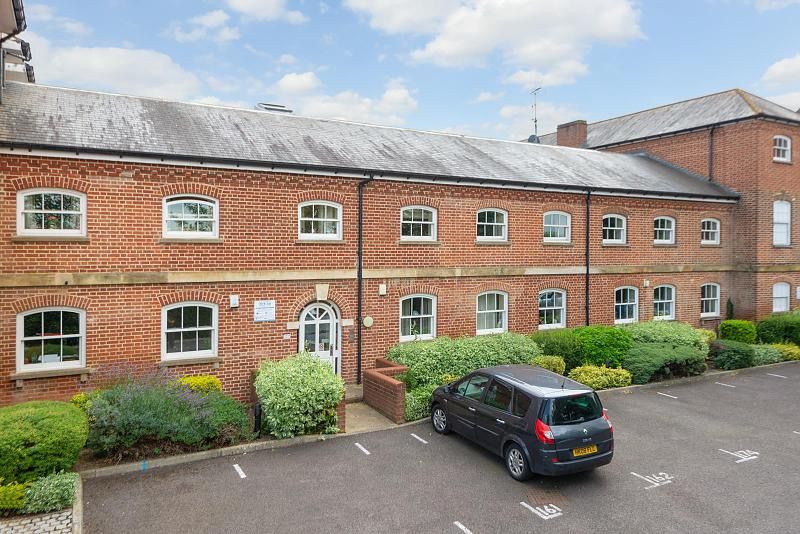 Property photo 1 of 12 1059872