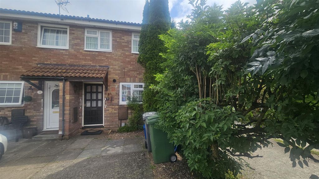 Property photo 1 of 7 Traherne 1.Jpg