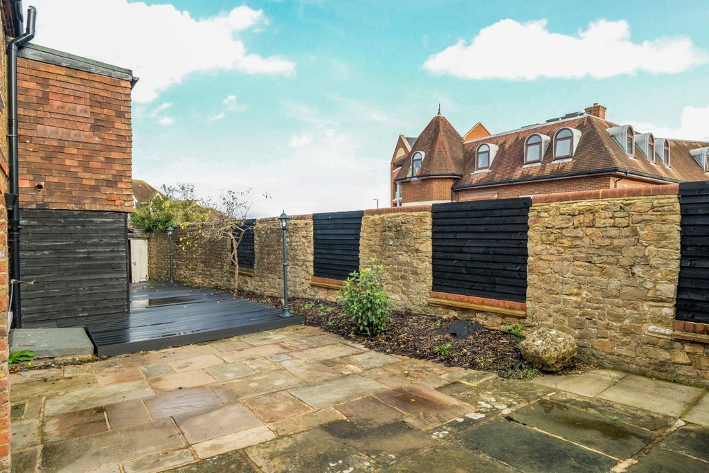 Additional image 26 of 4 bed detached house for saleGodalming, Surrey GU7