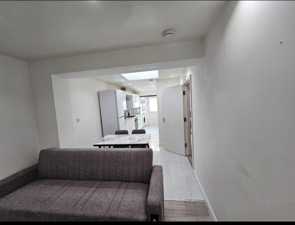 Property photo 2 of 4 Whatsapp Image 2025-12-04 At 14.23.08 (1).Jpeg