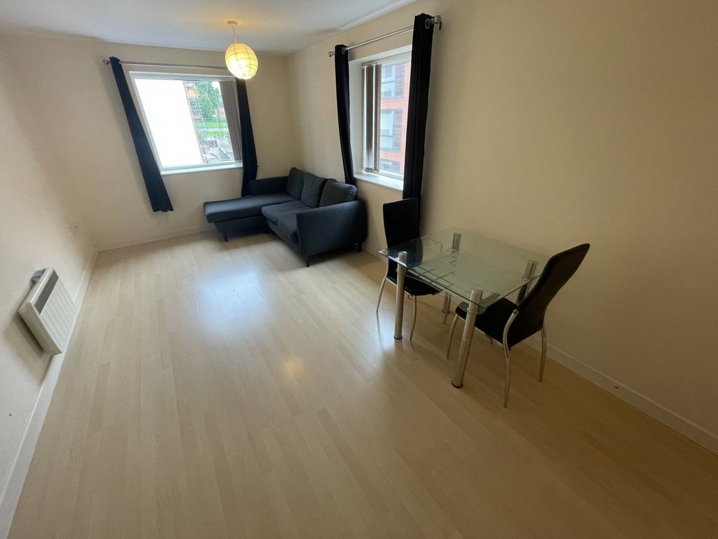 Property photo 2 of 6 Picture No. 04